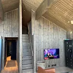 Roaldsida Retreat