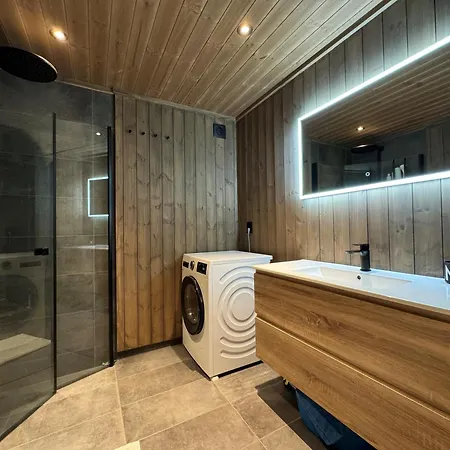 Roaldsida Retreat Holiday home